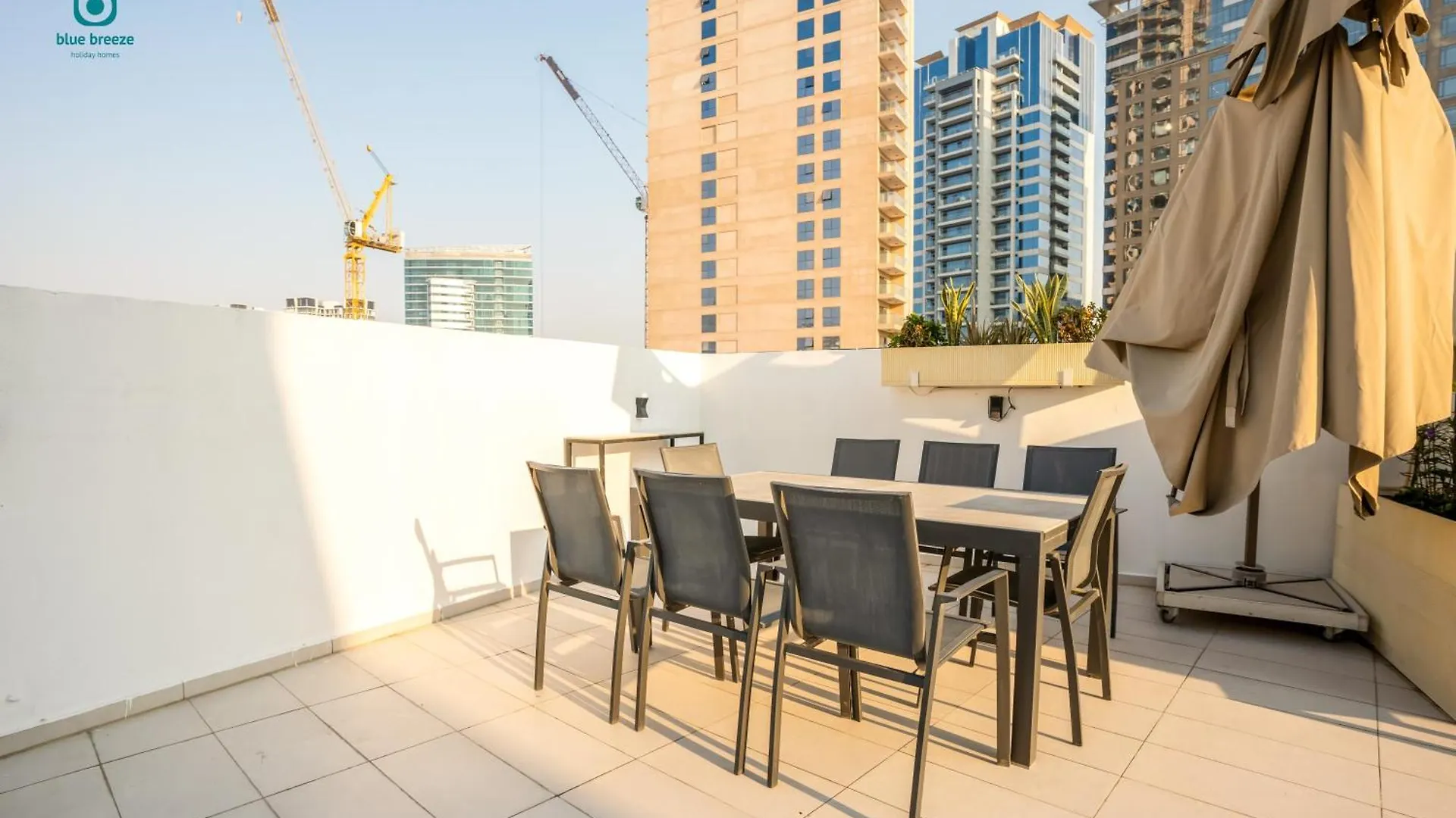 Blue Breeze - Elegant 1Br With Private Jacuzzi & Terrace In Jvc Apartment Dubai 0*,
