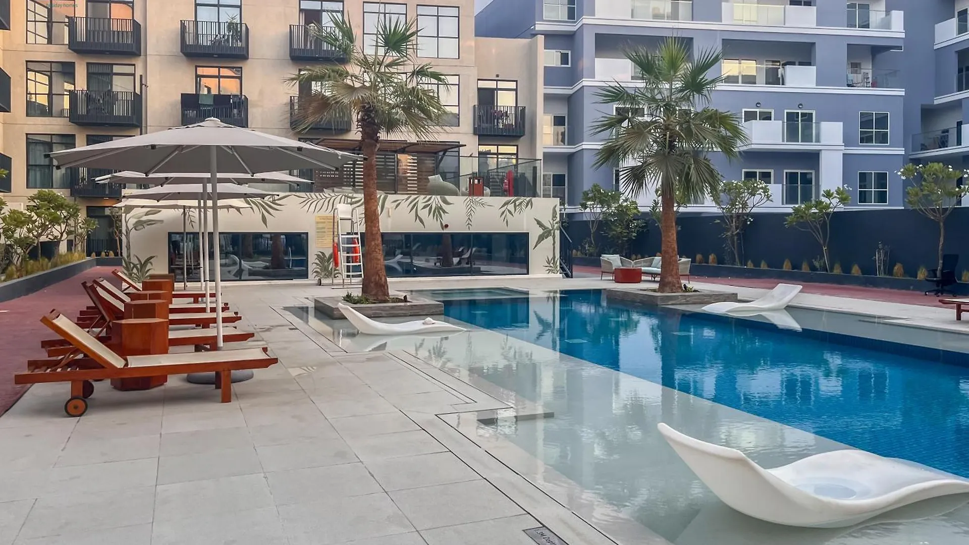 Blue Breeze - Elegant 1Br With Private Jacuzzi & Terrace In Jvc Apartment Dubai