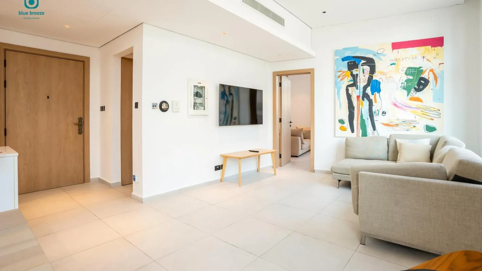 Blue Breeze - Elegant 1Br With Private Jacuzzi & Terrace In Jvc Apartment Dubai United Arab Emirates